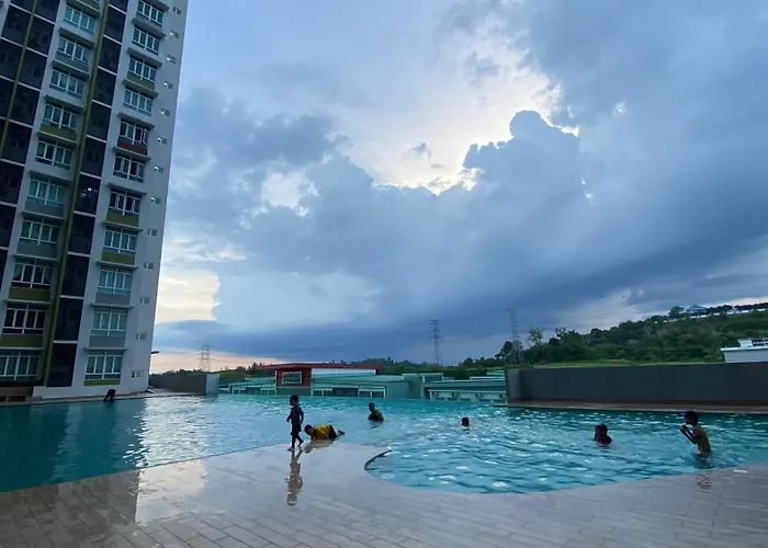 Mahkota Valley Pool View Studio Suite